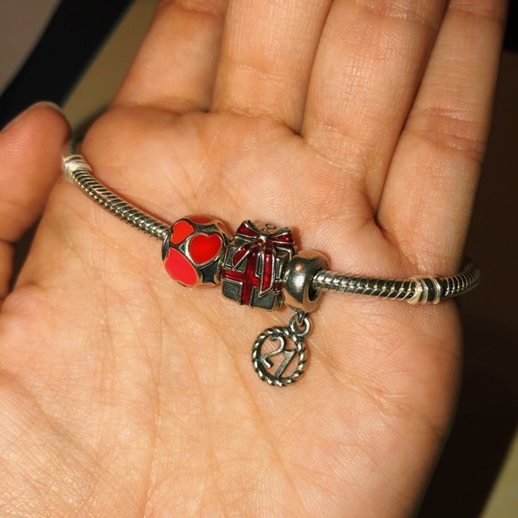 Pandora bracelet charms - Picture 1 of 5